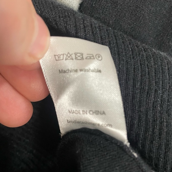 WSPR by Brodie “ice water” turtle neck - M - Picture 7 of 7